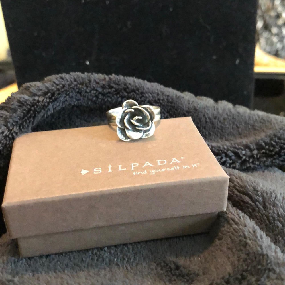Silpada Rosette Ring